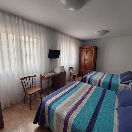 גיחון Hostal San Felix מראה חיצוני תמונה