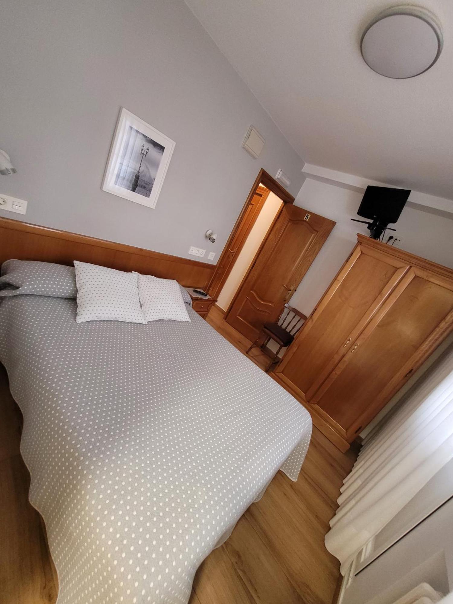 גיחון Hostal San Felix מראה חיצוני תמונה